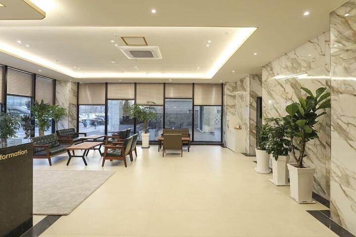 Hotel Interior 79 of 92