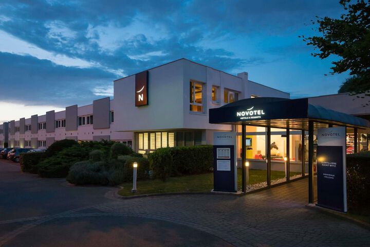 Hotel 76 of 79
