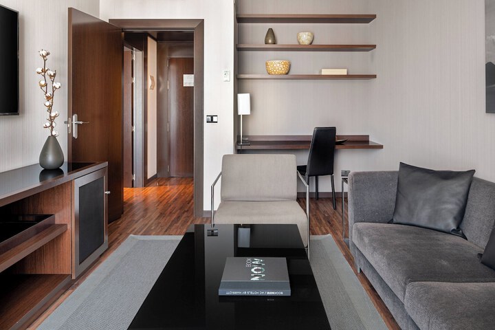 Room 26 of 51