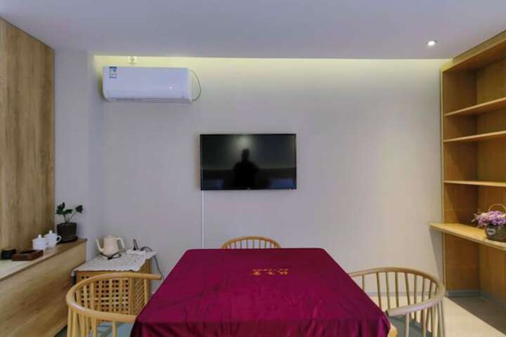 Room 46 of 131