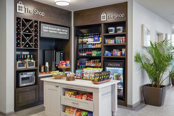 Snack bar