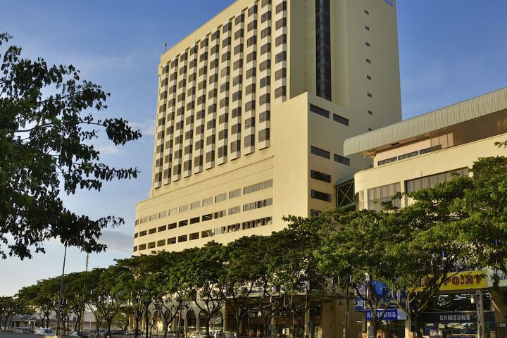 Hotel 74 of 74
