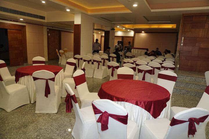 Ballroom/Hall 20 of 25