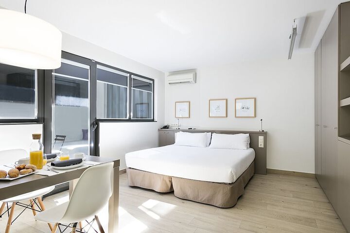 Room 16 of 86