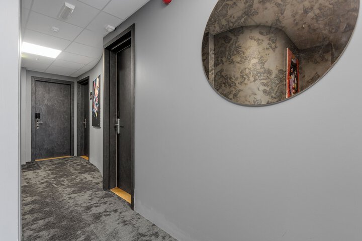 Room 67 of 123