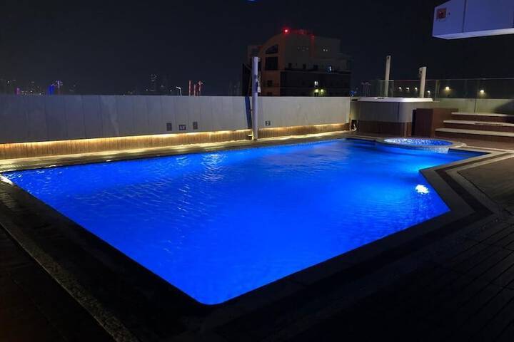 Pool 19 of 28