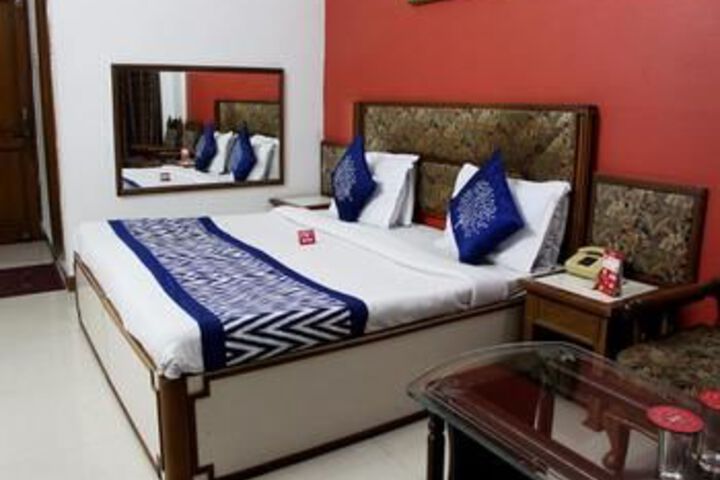 Room 6 of 23
