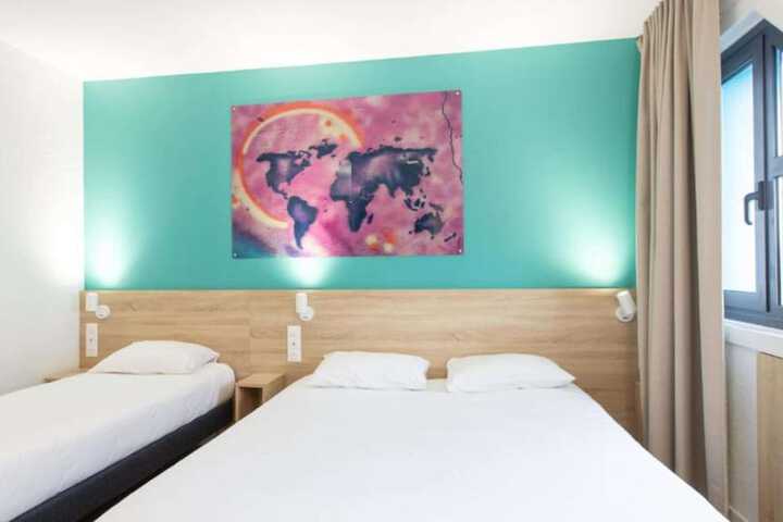 Room 21 of 63