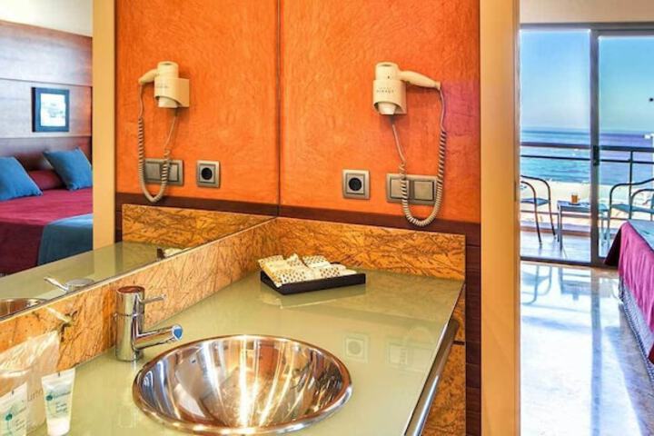Clean Restrooms