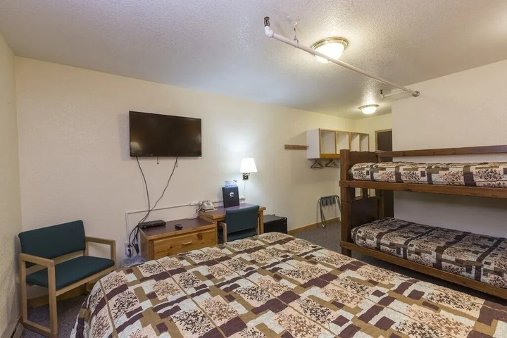 Photo of Hibernation House 113 1 Bedroom Hotel Room
