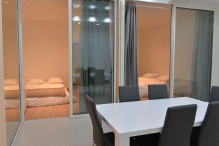 Room 8 of 22