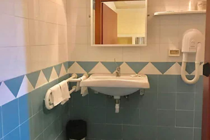 Clean Restrooms
