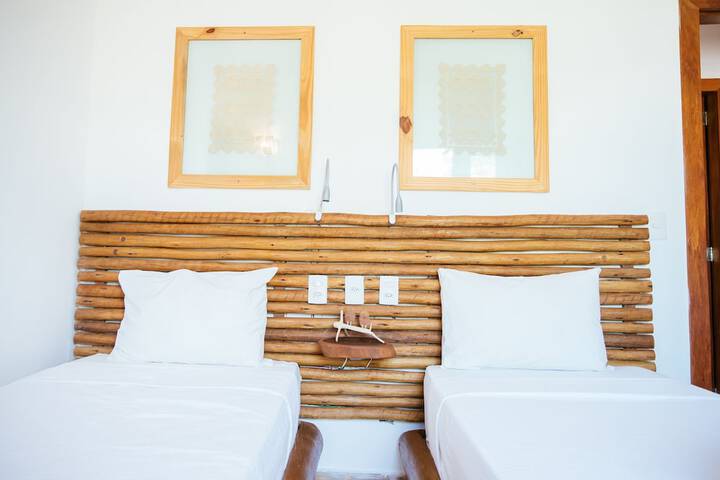Room 20 of 190