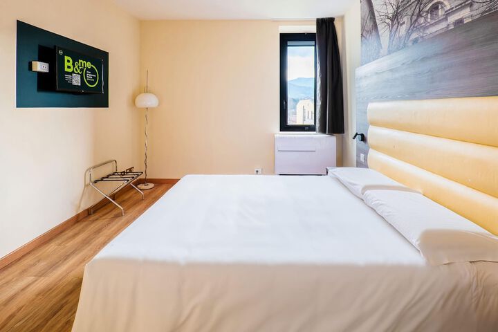 Room 15 of 35