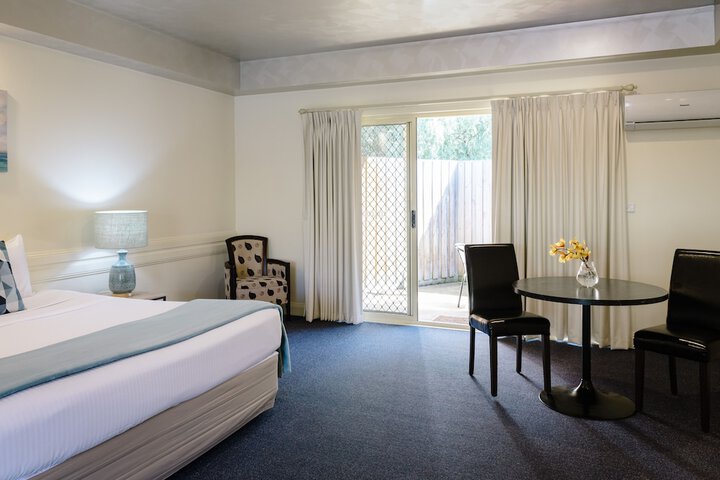 Room 33 of 56