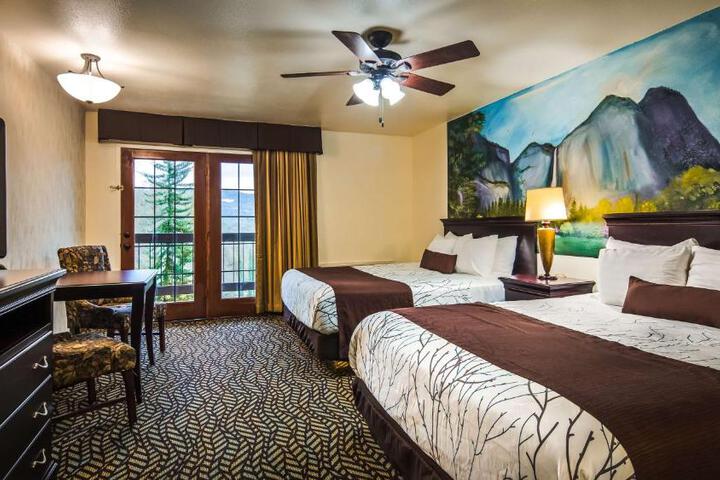 1 Queen Bed High Speed Internet Accessible Coffee Maker, Hairdryer Iron and Ironing Board Full Breakfast (17 of 17)