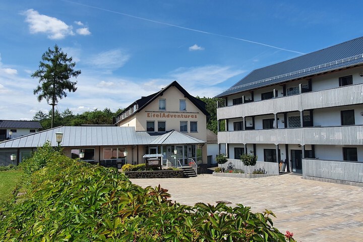 Hotel Exterior 118 of 120