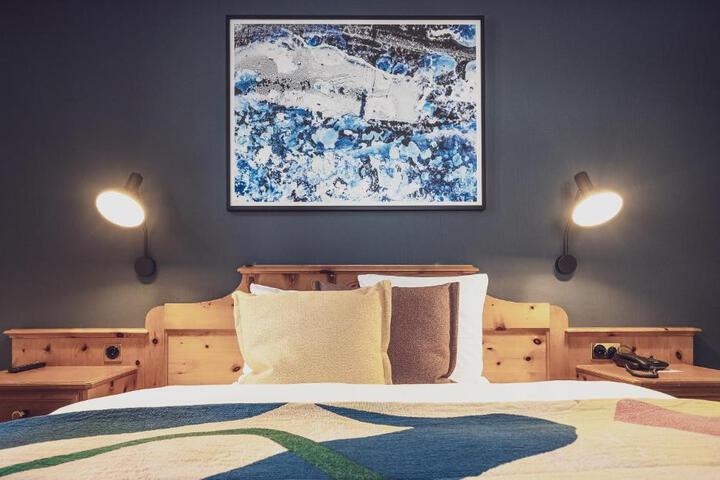 Hotel Suite Photo