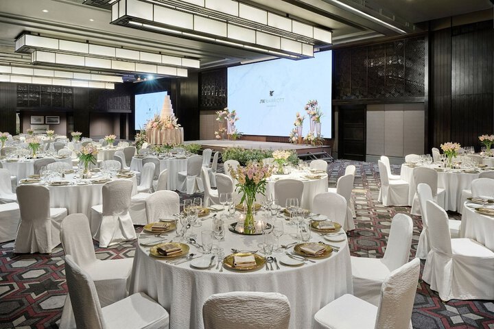 Ballroom/Hall 106 of 125