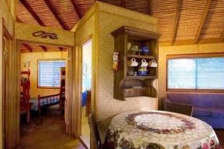 Room 2 of 4