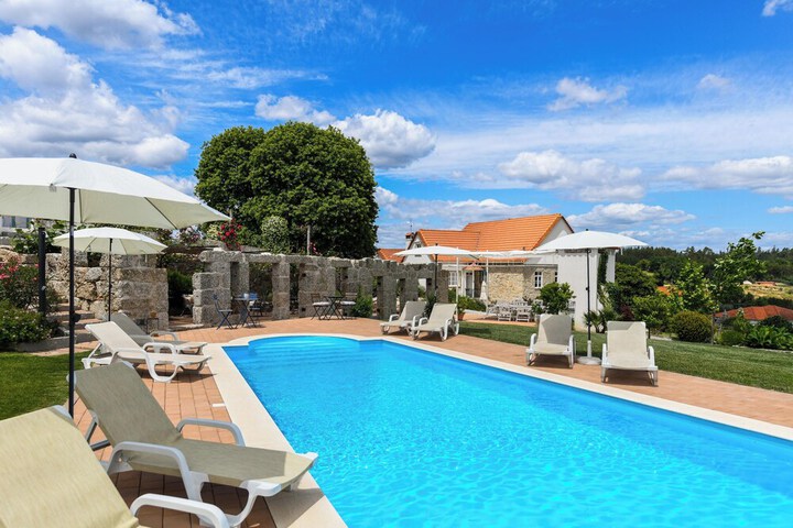 Pool 14 of 23