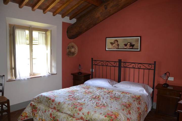 Room 2 of 50