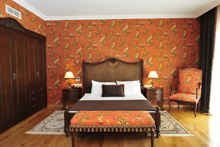 Room 16 of 88