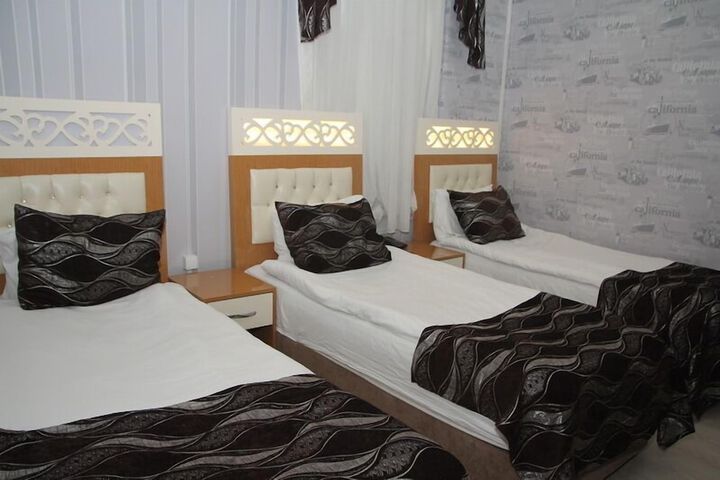 Room 14 of 23