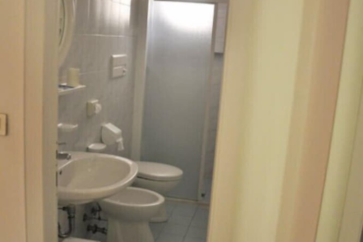 Room 15 of 43