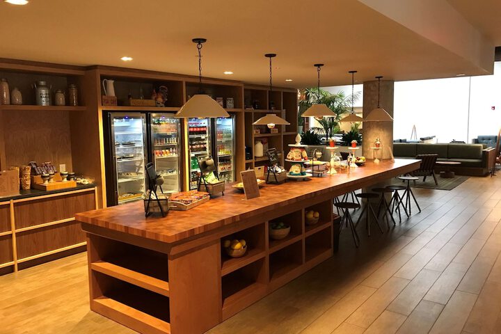 Snack bar