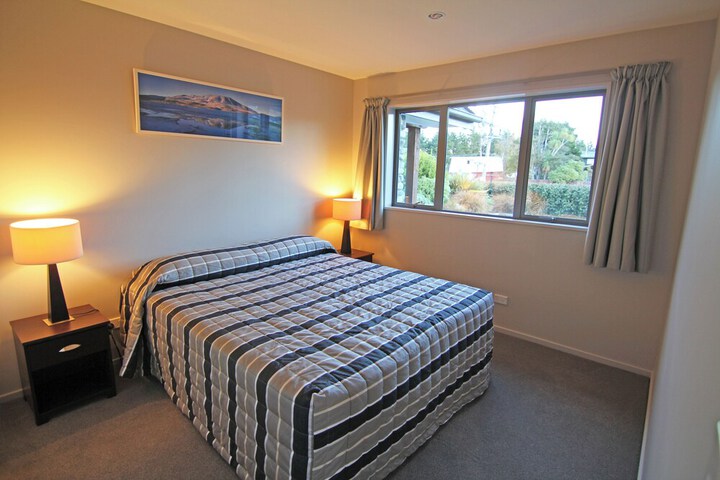 Room 4 of 43