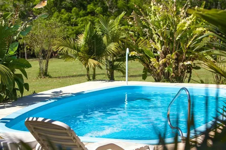 Pool 8 of 15