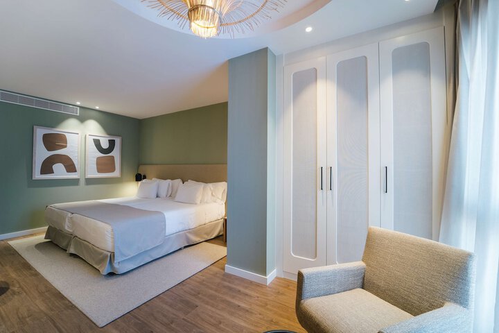 Room 21 of 78