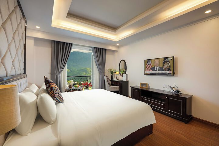 Room 27 of 94