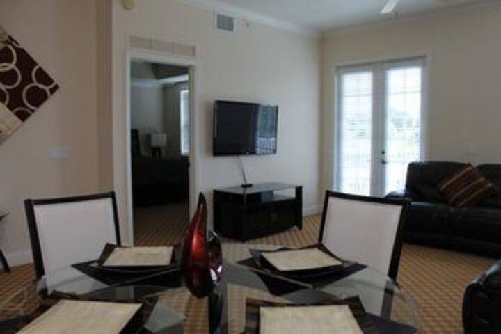 Room 11 of 25