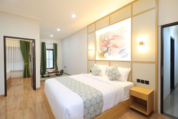 Room 13 of 36