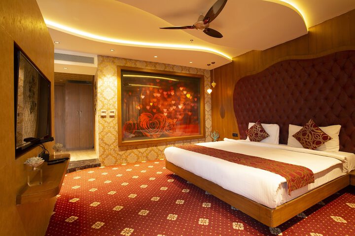 Room 49 of 196