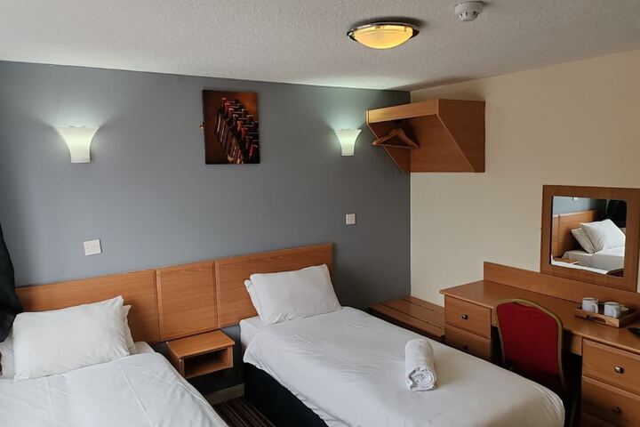Room 26 of 57