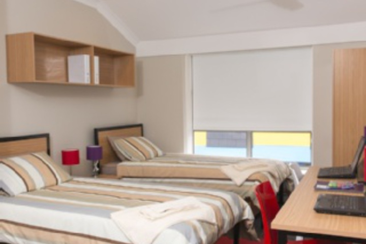 Room 131 of 288
