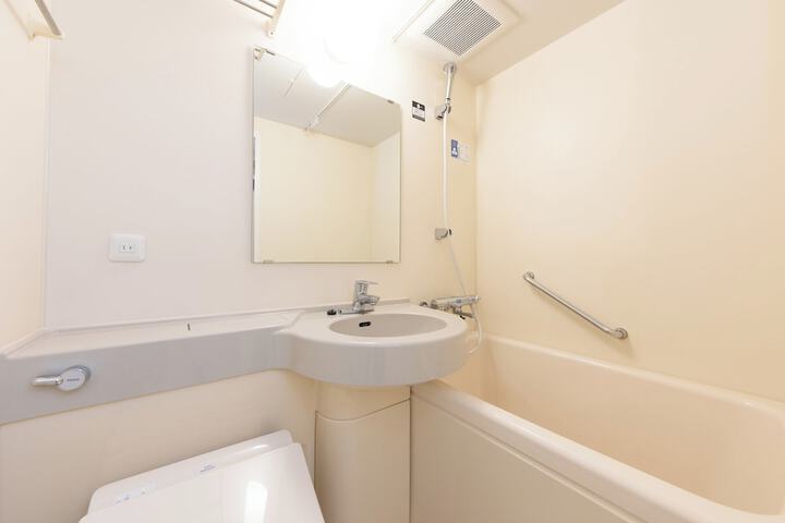 Clean Restrooms