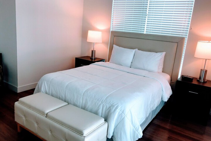 Room 9 of 61