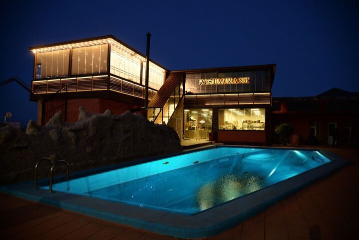 Pool 22 of 45