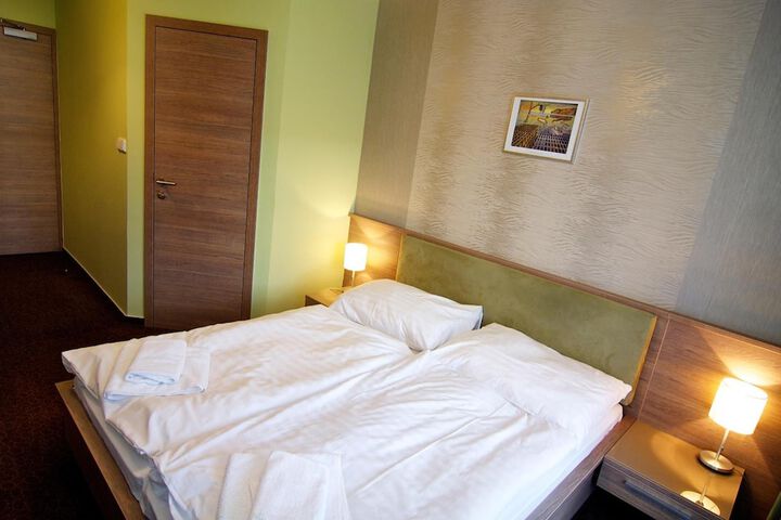 Room 17 of 56
