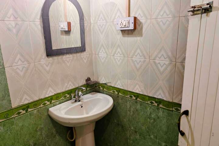 Room 20 of 26