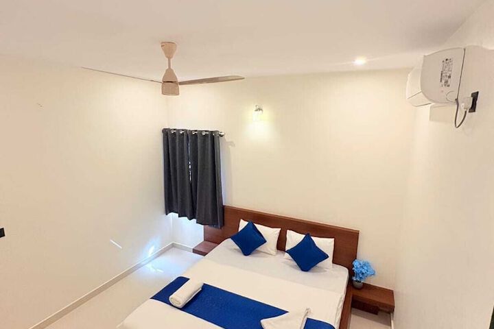 Room 10 of 24