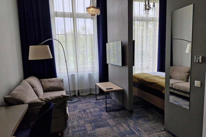 Room 14 of 48