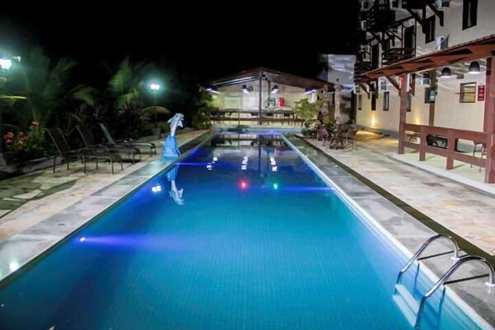Pool 20 of 44