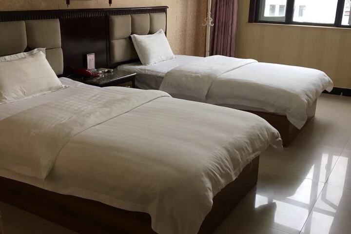 Jiaxing Hotel