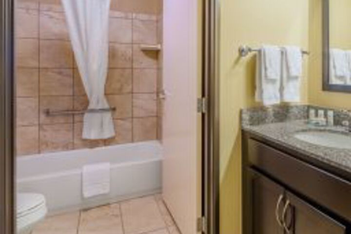 Photo of LANDMARK SUITES TOWN & COUNTRY