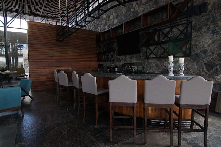 Dining 54 of 73